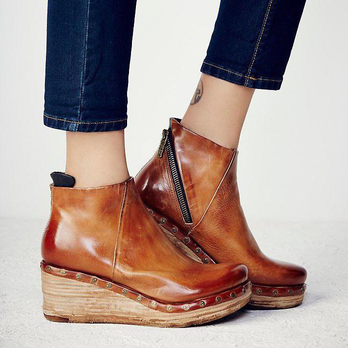 Basic Round Toe Plain Boots