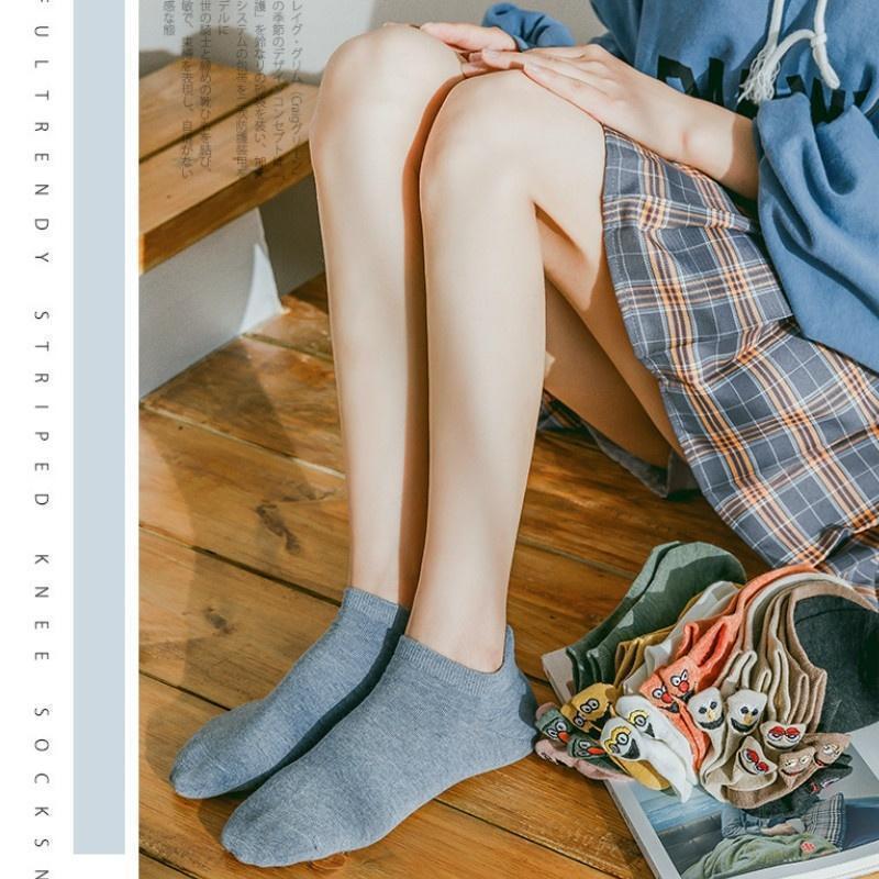 '-Hot Sale - Embroidered Cartoon Women Socks