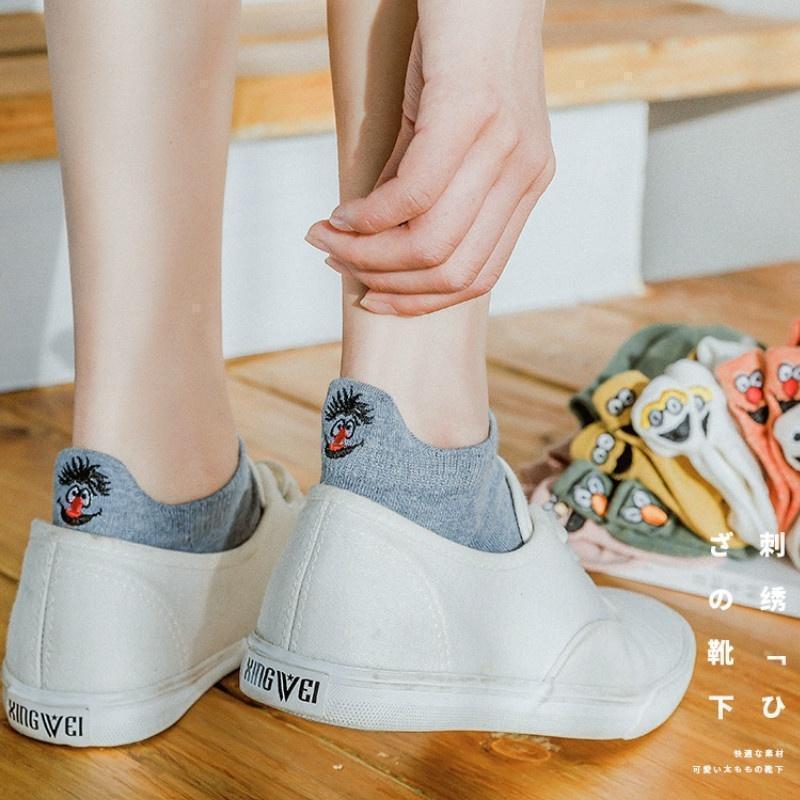 '-Hot Sale - Embroidered Cartoon Women Socks