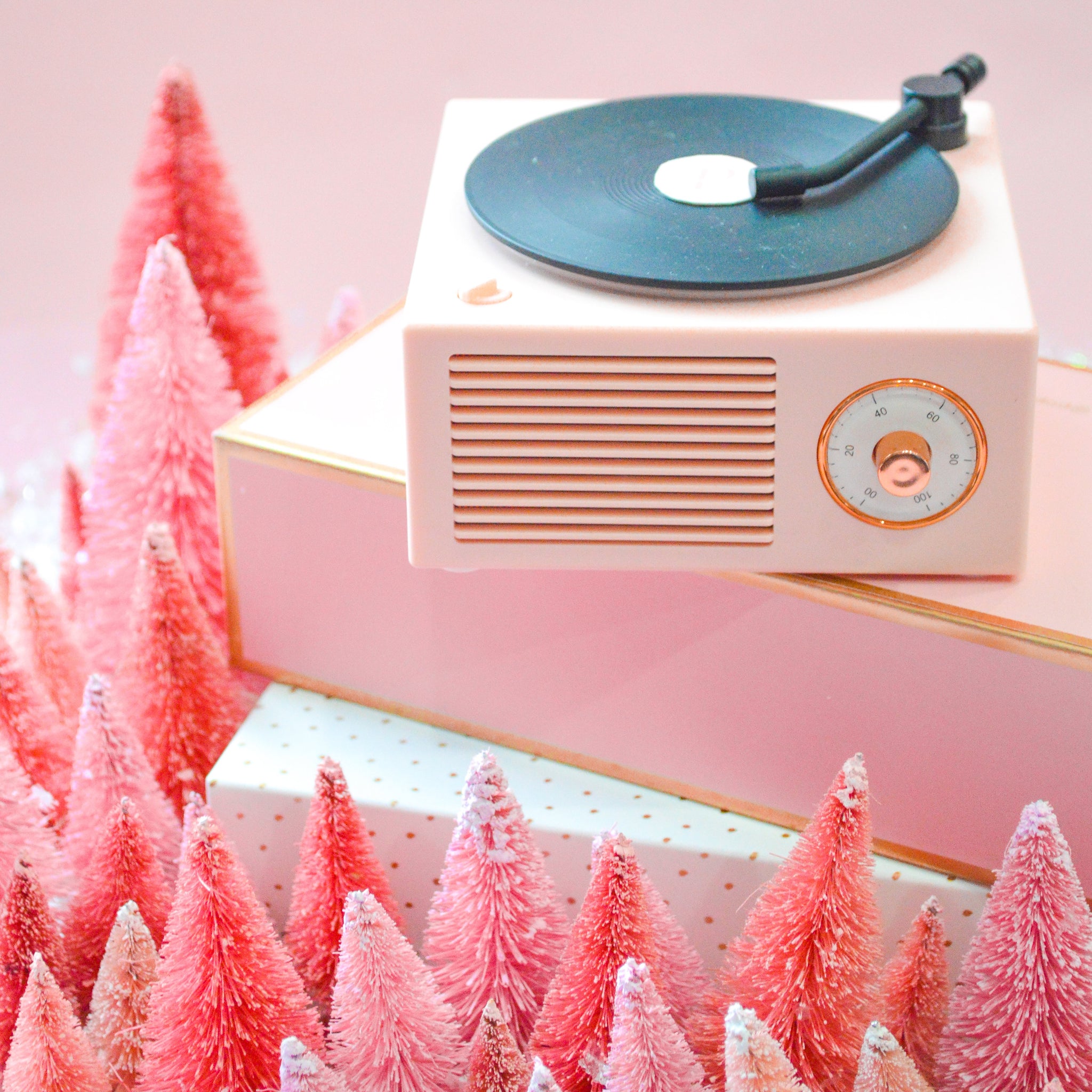 Vespani™ Retro Bluetooth Record Player