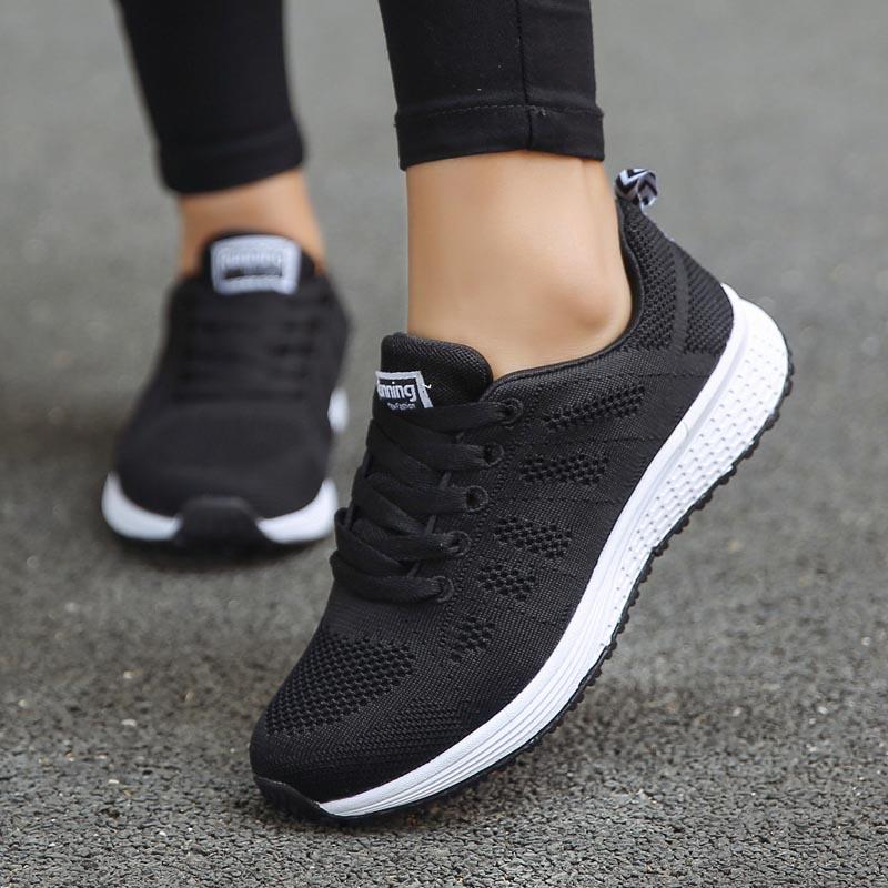 Vulcanized Flyknit Breathable Walking Mesh Flat Shoes
